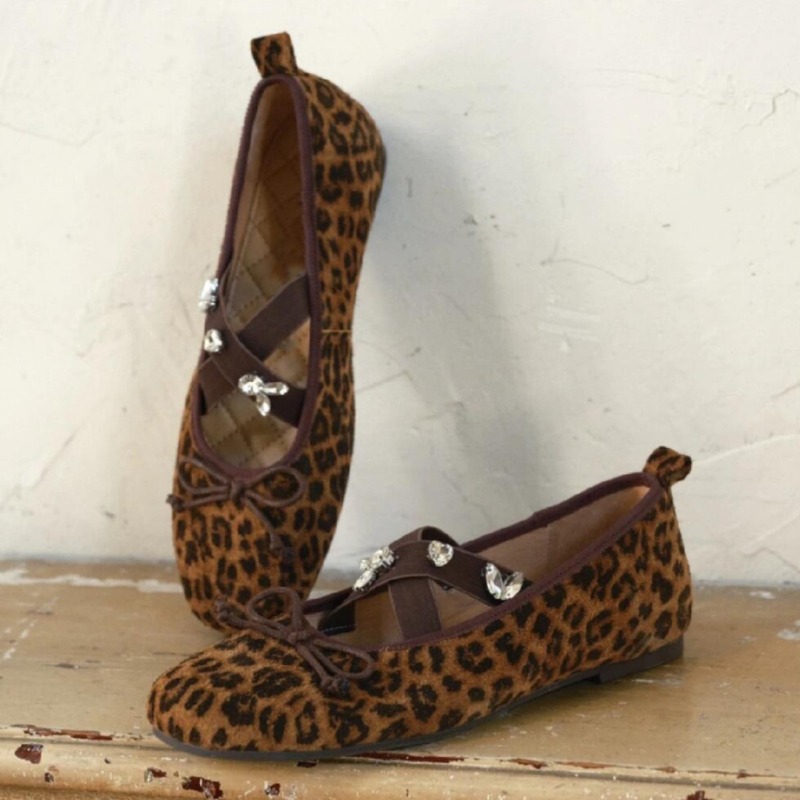 Embroidery Flower Ballet Flats - Embroidery Yes recensie en prijs