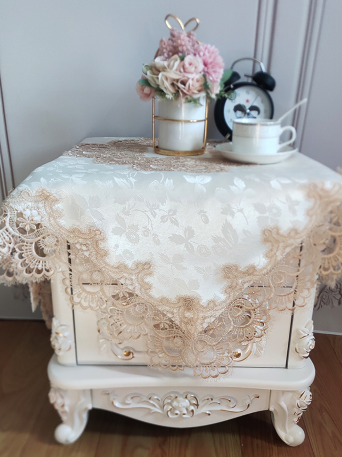 European Sle Bede Table Cover  - Embroidery Cloth recensie en prijs