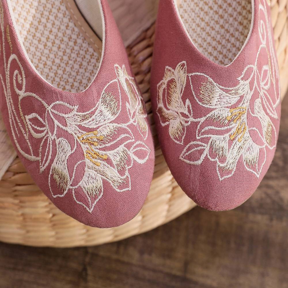 2026 Women's Wine Red & Beige  - Embroidery Yes recensie en prijs