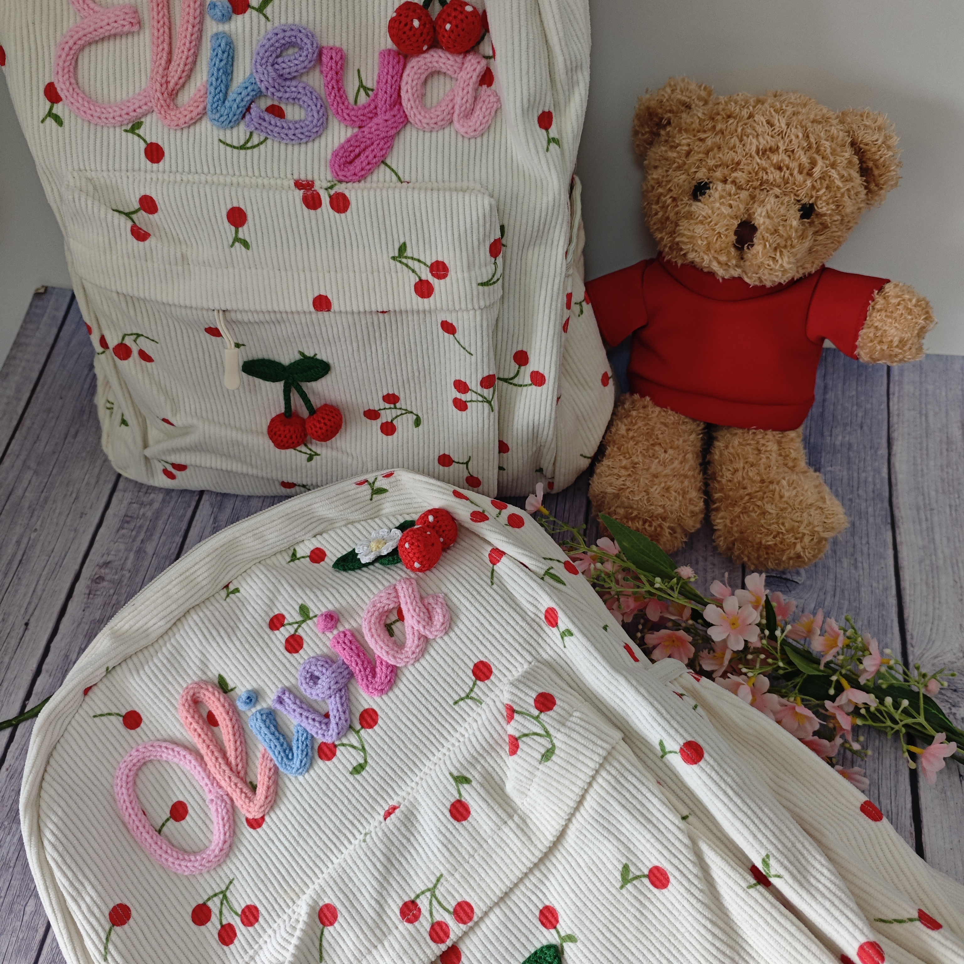 Personalized Cherry Backpacks  - Embroidery Name Designs recensie en prijs