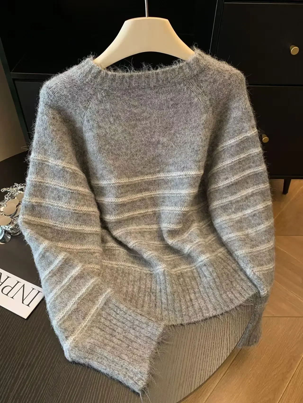 Autumn Winter Women's Striped  - Embroidery Origin recensie en prijs