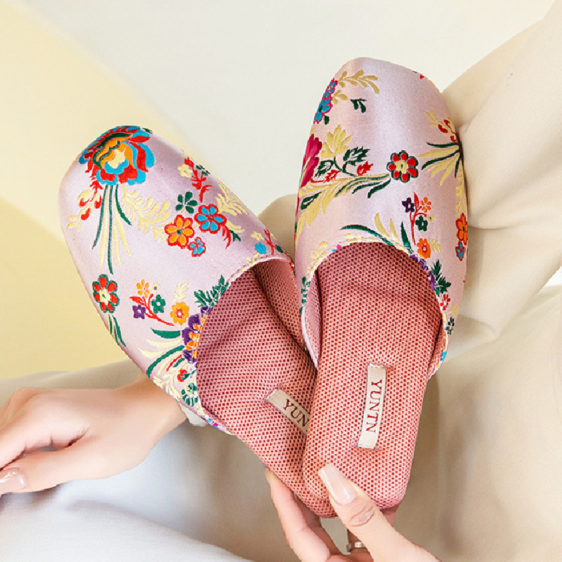 Elegant Chinese Style Embroide - Embroidery Yes recensie en prijs