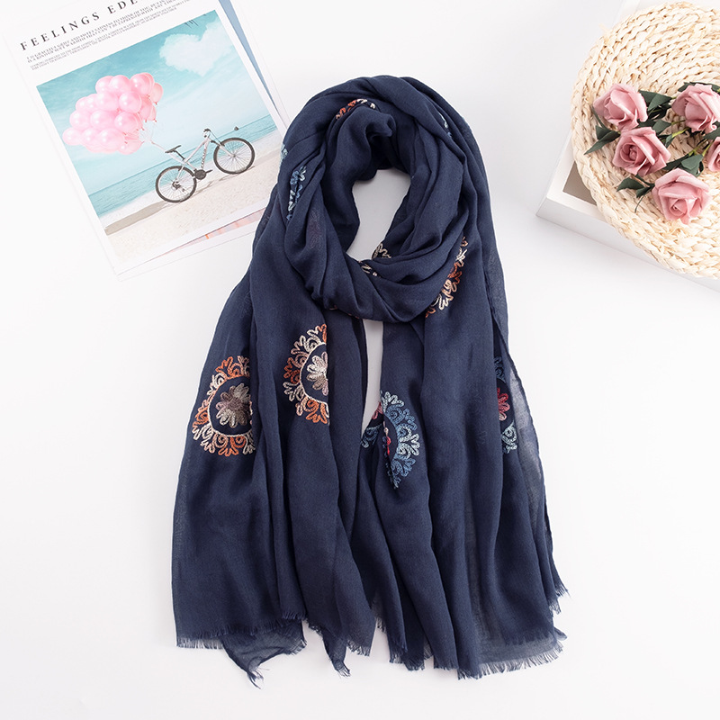 Many Colours Ethnic Embroidery - Embroidery Hijab recensie en prijs