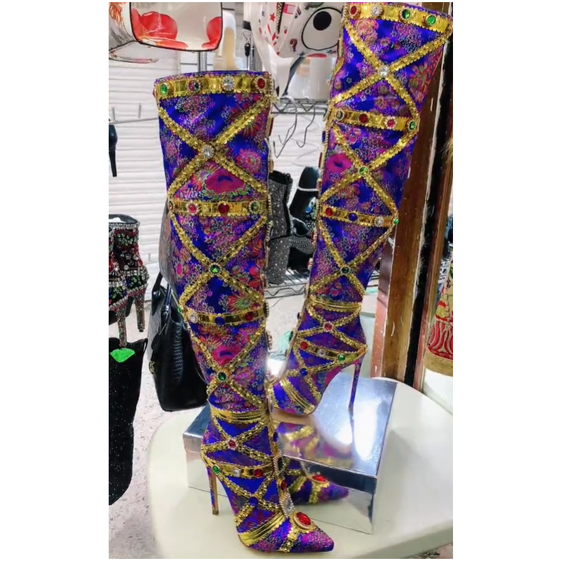 Multicolor Gemstone Gold Trim  - Embroidery Yes recensie en prijs