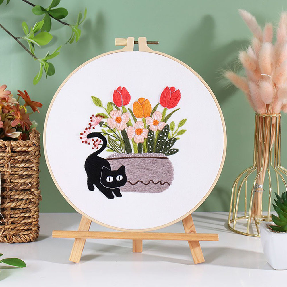 Embroidery Kit with Black Cat  - Embroidery Ideas For Bags recensie en prijs
