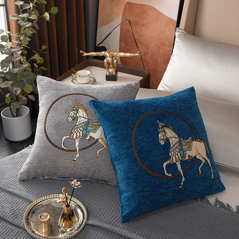Horse 45cm Throw Pillow Cushio - Embroidery Horse recensie en prijs