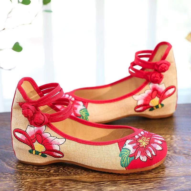 Woman Wedges Embroidered Cloth - Embroidery Cloth recensie en prijs